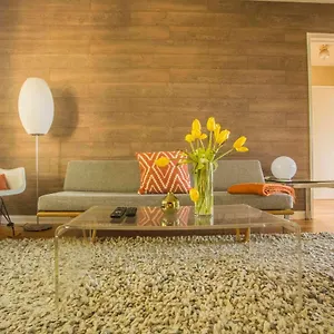 The Venice Beachwood Apartment